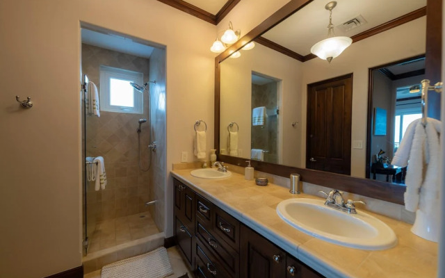 Altavista 4C 3 bdr 3 Bath Ocean View