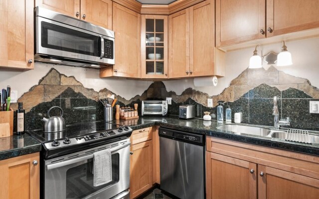 3 Bedroom House with Patio near Cap Hill