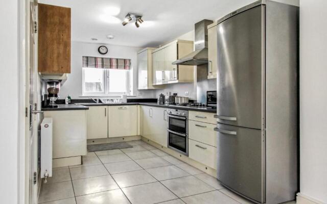Emerald En-suite in Derby