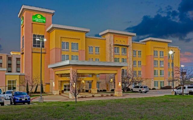 La Quinta Inn And Suites Burleson