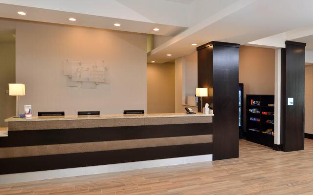 Holiday Inn Express & Suites Austin South, an IHG Hotel