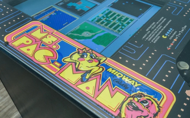 Rotties' 2 Bedroom Home by RedAwning