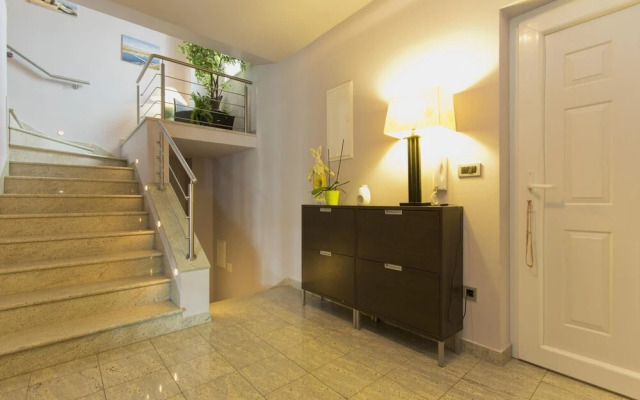 Villa Marid Luxury Presidential Apartment