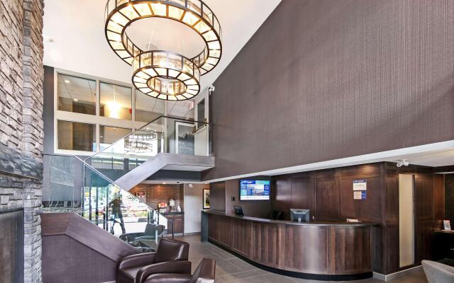 Best Western Plus Banff International Lodge