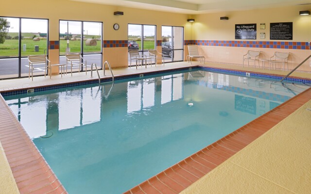 Hampton Inn by Hilton Litchfield