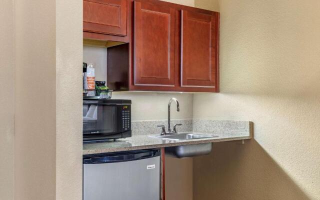 Comfort Suites Waco North - Near University Area