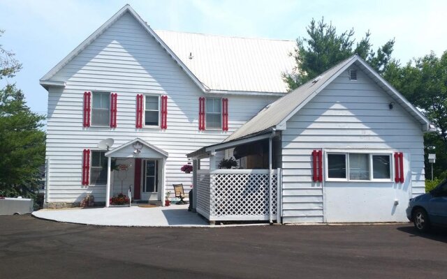 Bancroft Bed & Breakfast