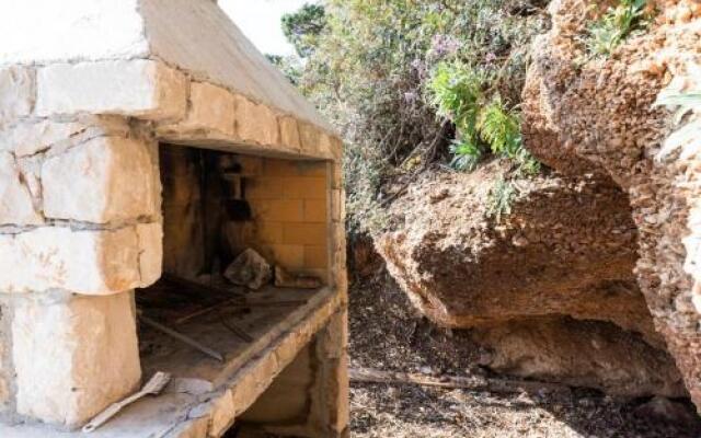 Three-Bedroom Holiday Home in Potomje