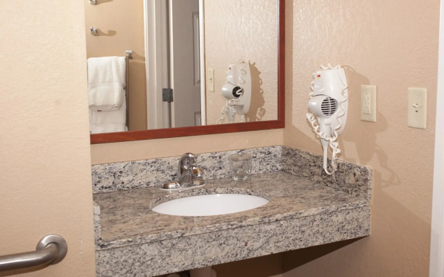 Candlewood Suites Logan by IHG