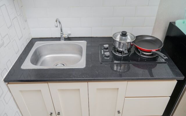 Gaudy Studio at Baileys Apartment