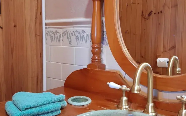 Mapleton Peaceful Provence BnB