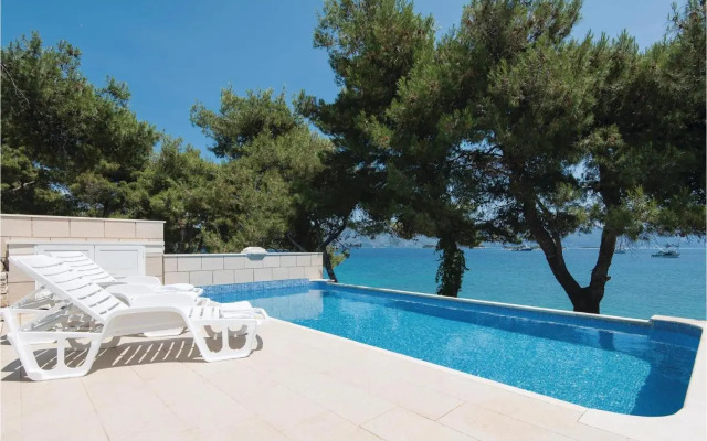 Apartment Koludrt bb Croatia