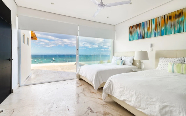 Elements Penthouse 22 4 Bedroom Condo by RedAwning