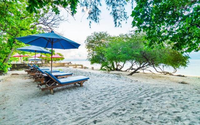Alam Gili Trawangan by Mahaputra