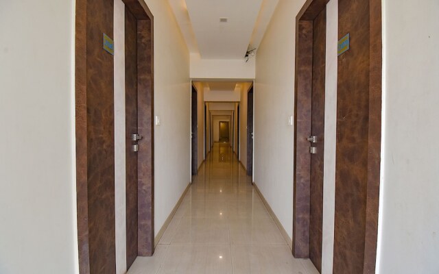 FabHotel Royce Studio