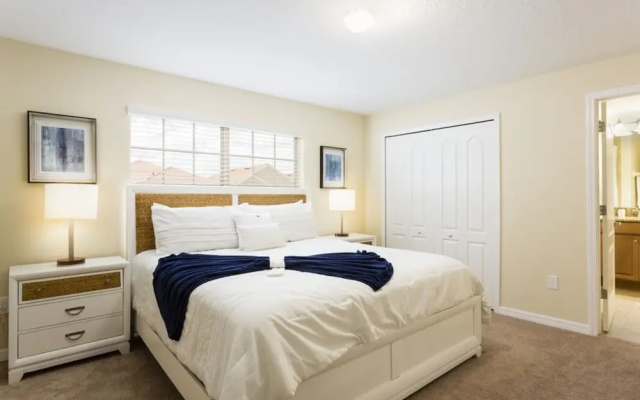 Bismarck Palm Townhome 8969