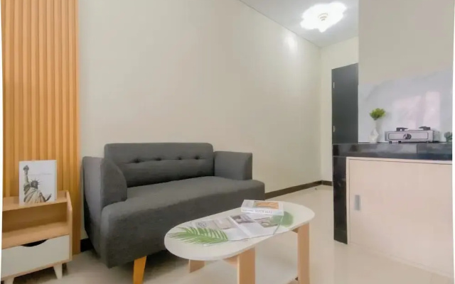 Comfy Studio At Nifarro Park Apartment