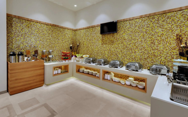 Click Hotel Bhuj