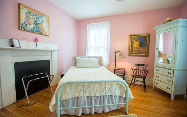 Dailey Renewal Retreat Bed & Breakfast