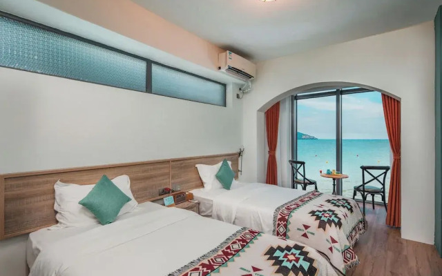 HAJANA Beachside Homestay
