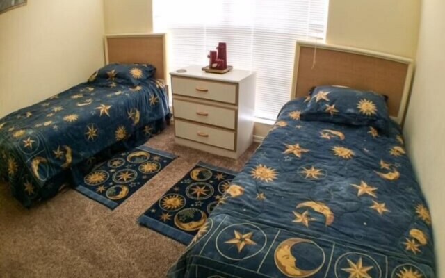 Hemingway 2004 Apartment 3 Bedroom