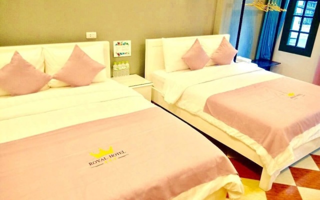 Royal House – Guest Rooms – Hanoi