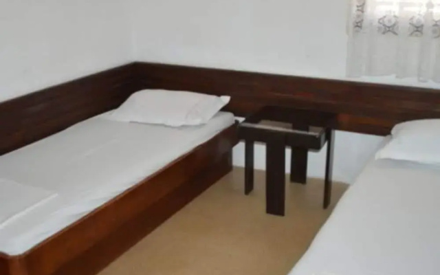 Apartments Miki Rogoznica