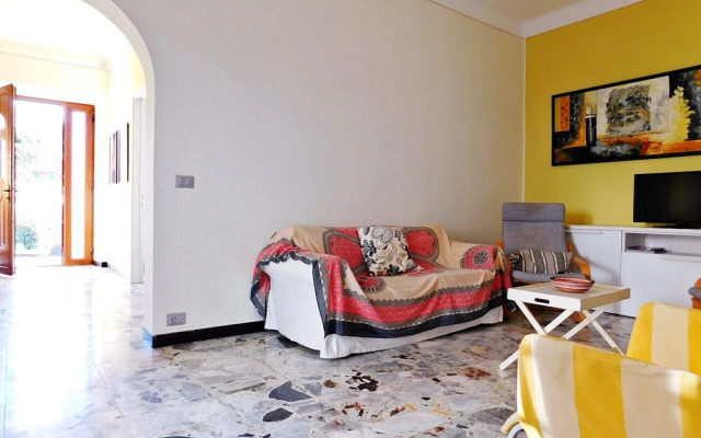 Villa Unifamiliare con Posto Auto