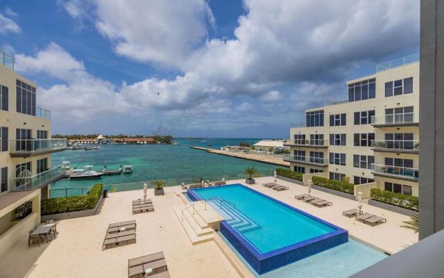 HH-2Bdr413 - NEW Modern Apartment in Oceanfront Luxury Condo in Aruba!