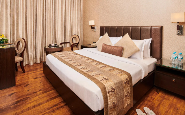 Goldfinch Hotel Mumbai