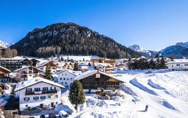 Apartment 4 Holiday - Chalet Tieja