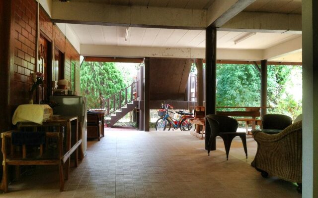 Moon Mountain Sonata Guest House
