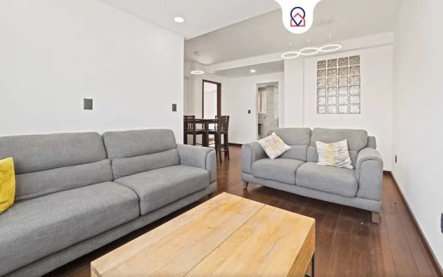 Spacious Flat with 2 Bedrooms in CDMX