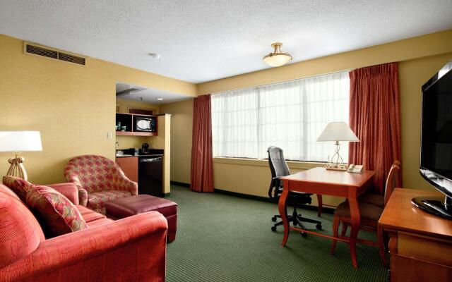 Embassy Suites by Hilton Greensboro Airport