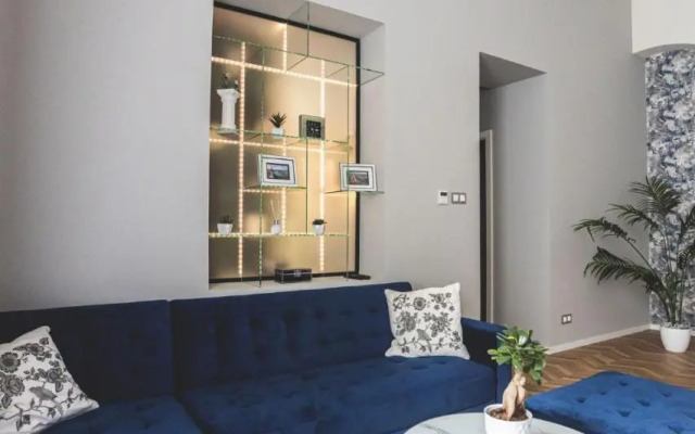 Luxury Gold 2 bedroom apartment