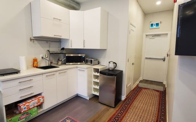 Downtown Easy Stay