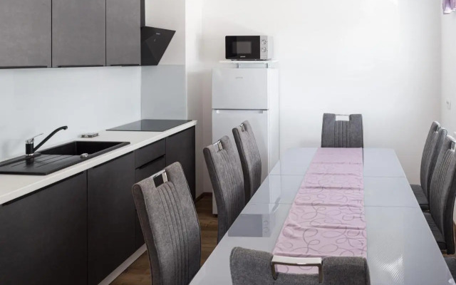 Inin Apartments