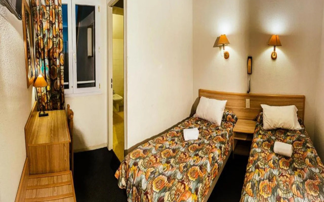 Hotel CORONA Lourdes