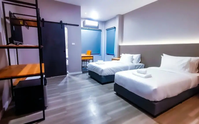 The Riva Vientiane Hotel