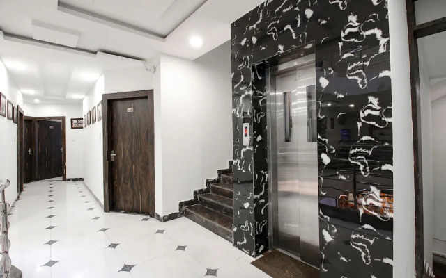 Hotel HTC By OYO Rooms