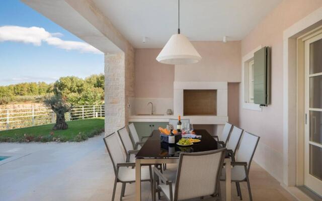 Villa Alicia by ILC