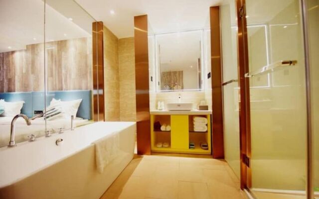 Yantai Huarui Danfeng Holiday Hotel
