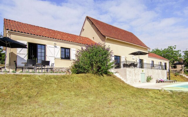Chic Holiday Home in Rocamadour France With Private Terrace
