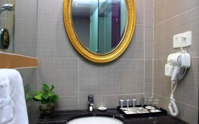 Gentleman Hotel