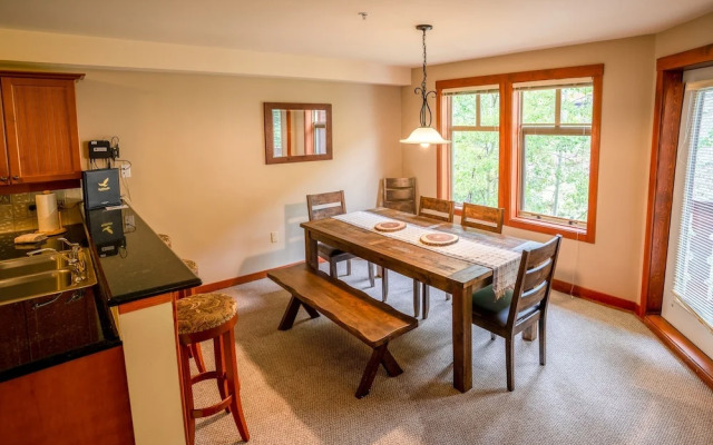 Eagle Springs East 1 & 2 Bedroom Condos