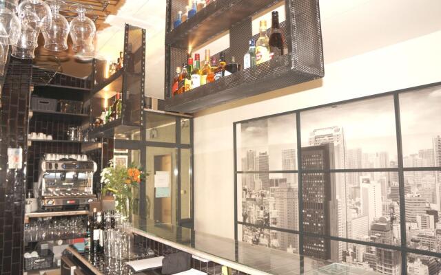Escale Hotel