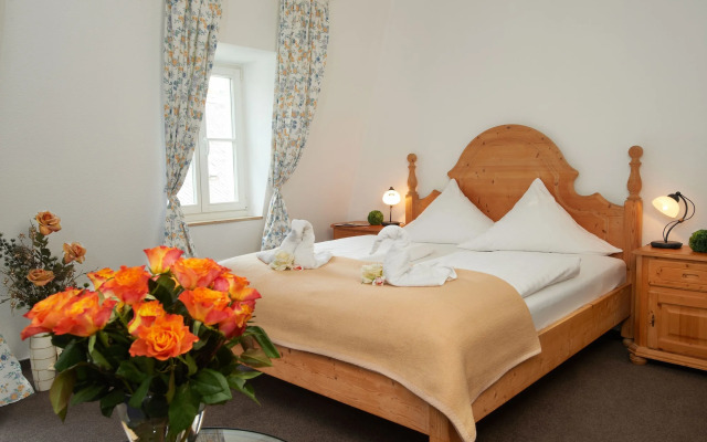 Hotel Erbgericht Krippen