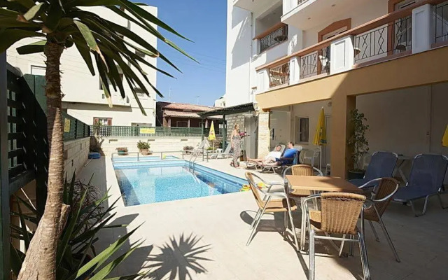 Irini Apartments