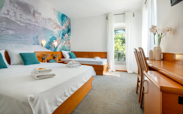 Hotel Kaštil