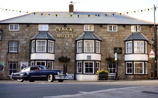 Tyacks Hotel